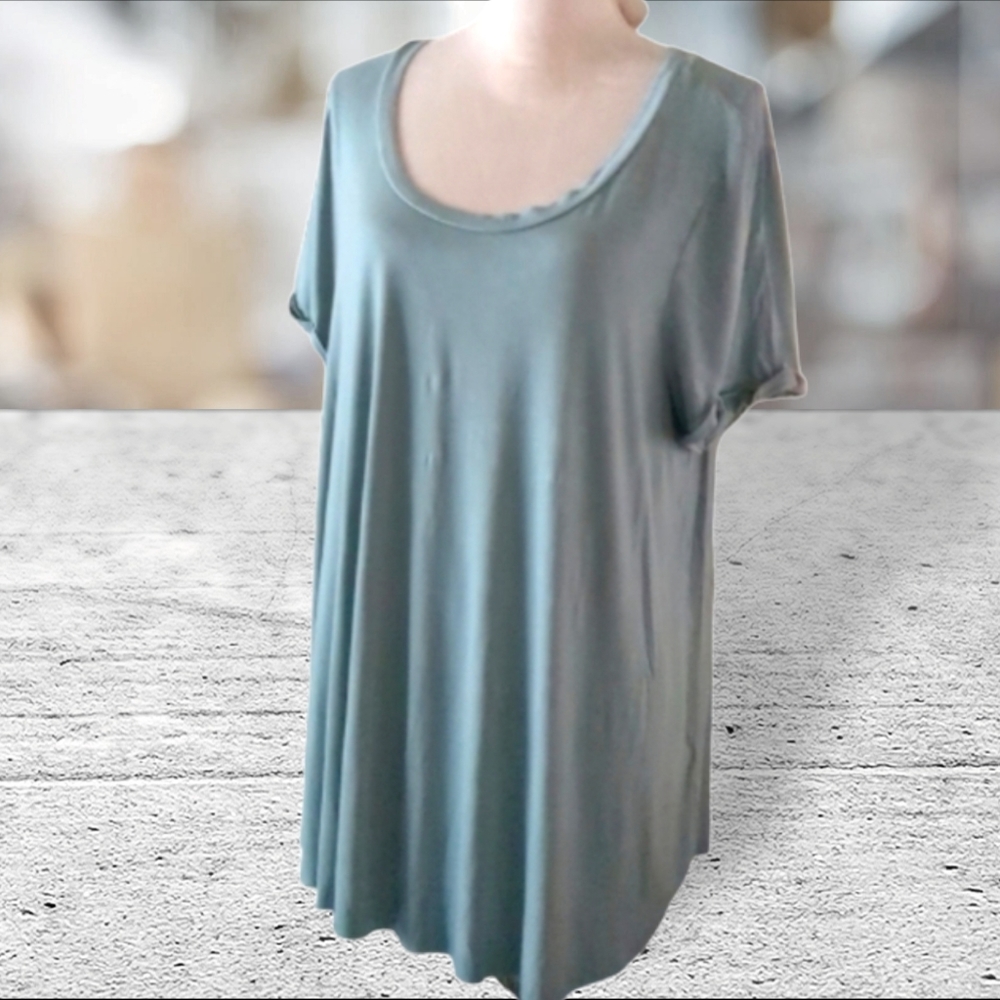 NWT amazing shirt size 14-16 color listed as artic.